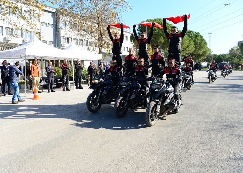 Zmir Emniyet M D Rl Motosikletli Polis Timleri Temel Ve